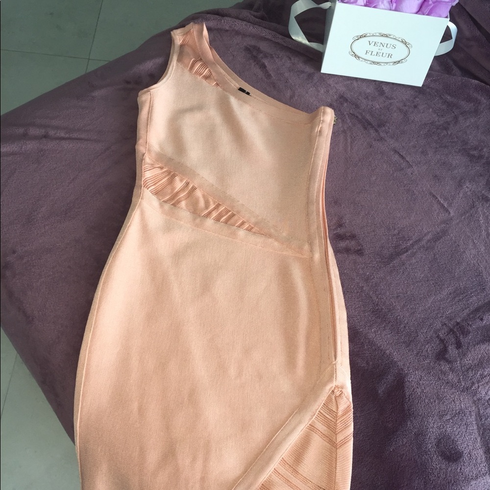 Peach off the shoulder dress Marciano